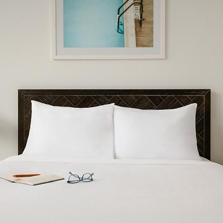 Sonder By Marriott Bonvoy 17West Apartments Miami Beach Bagian luar foto